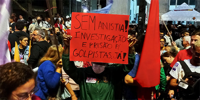 Em todo o Brasil, manifestantes tomam as ruas contra o golpismo da ultradireita bolsonarista